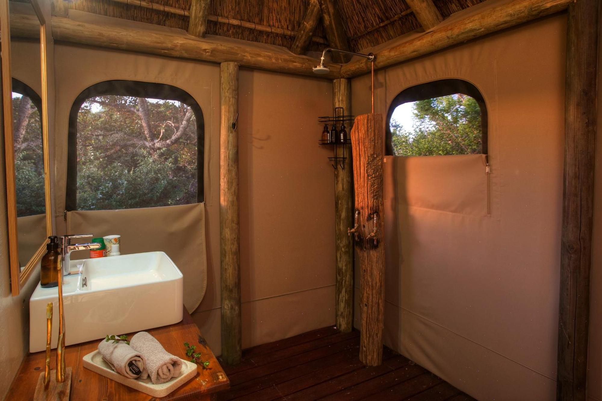 Addo Elephant Safari Lodge - Bellevue Forest Reserve Paterson Екстериор снимка