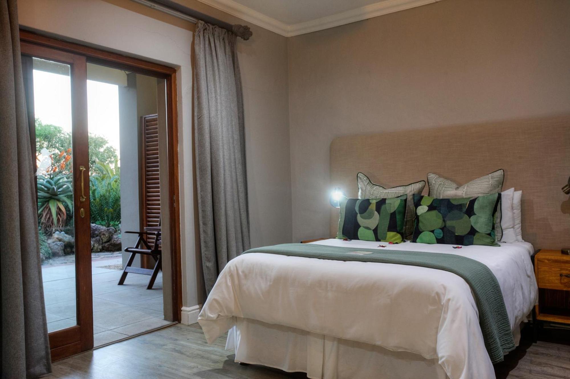 Addo Elephant Safari Lodge - Bellevue Forest Reserve Paterson Екстериор снимка