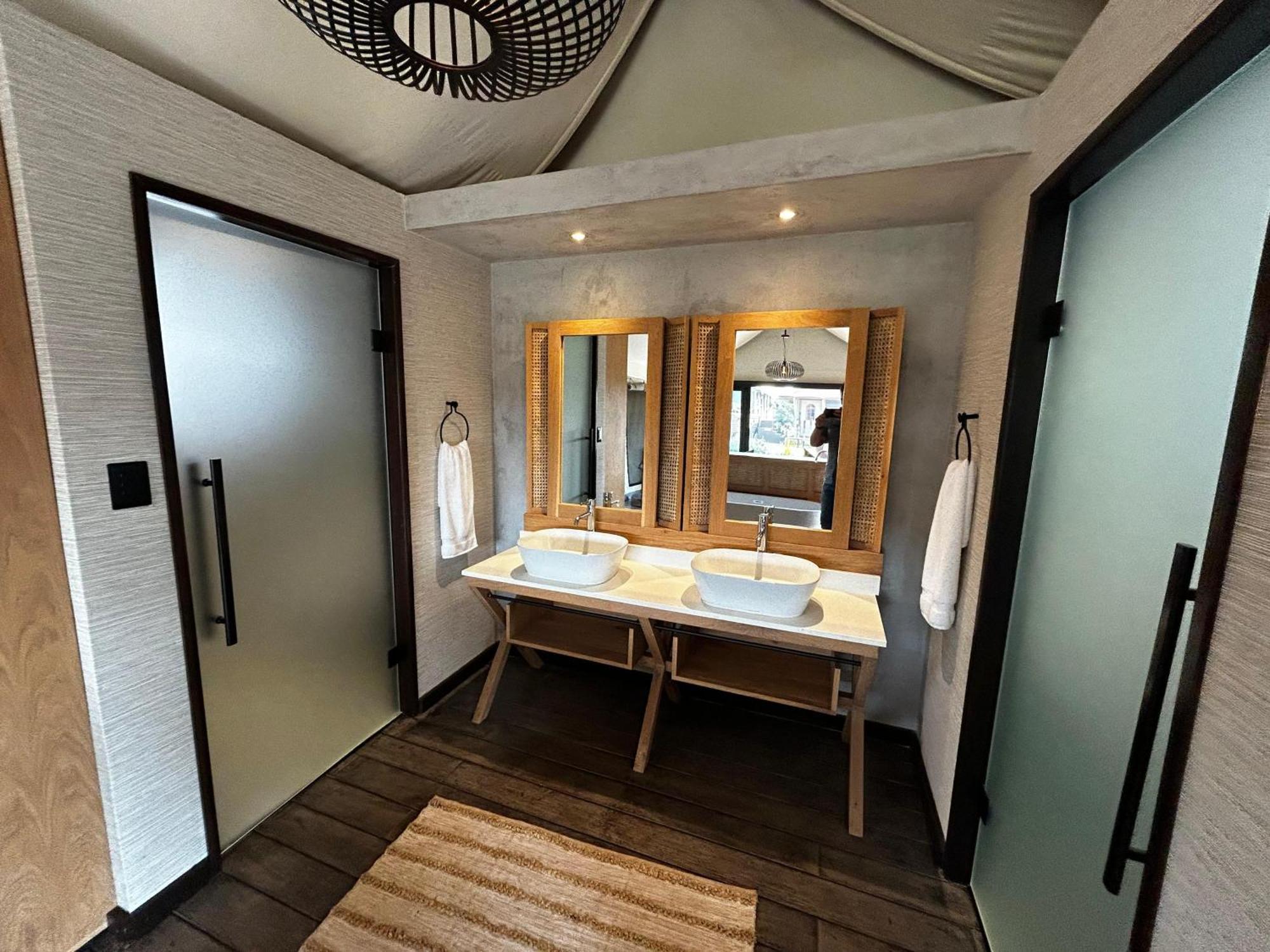 Addo Elephant Safari Lodge - Bellevue Forest Reserve Paterson Екстериор снимка