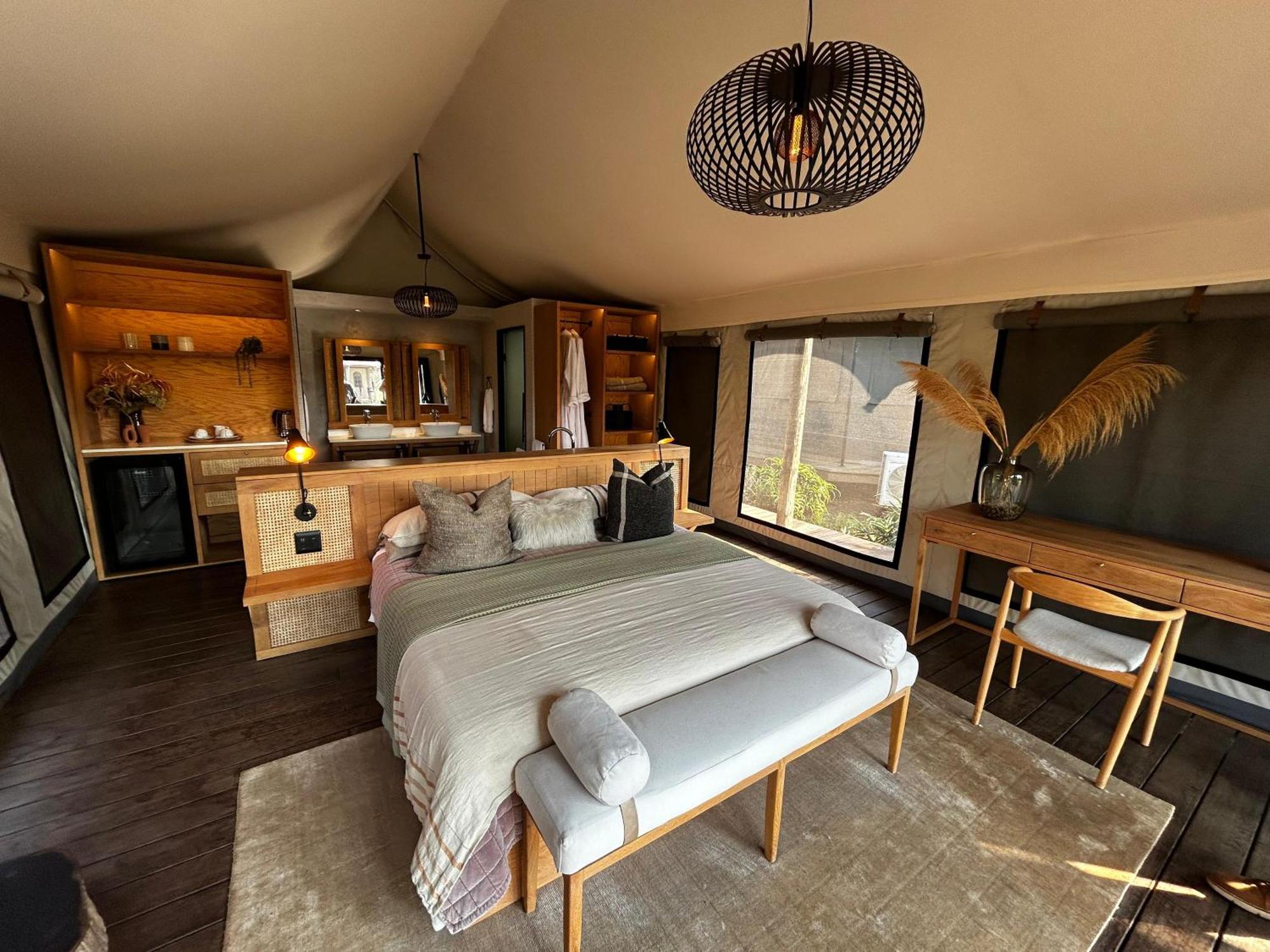 Addo Elephant Safari Lodge - Bellevue Forest Reserve Paterson Екстериор снимка